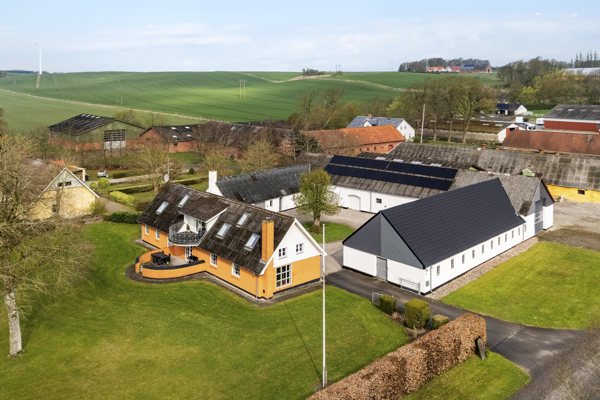 Ejendommen