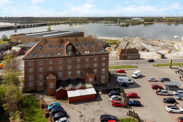 Ejendommen
