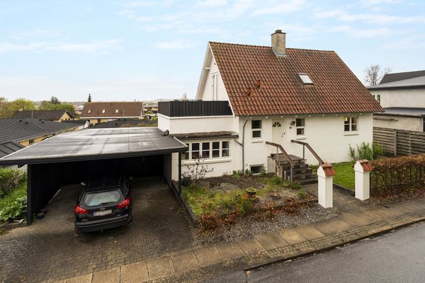 Ejendommen