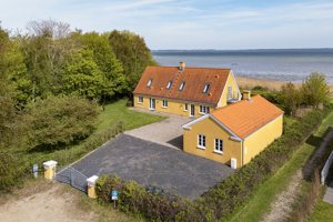 Ejendommen