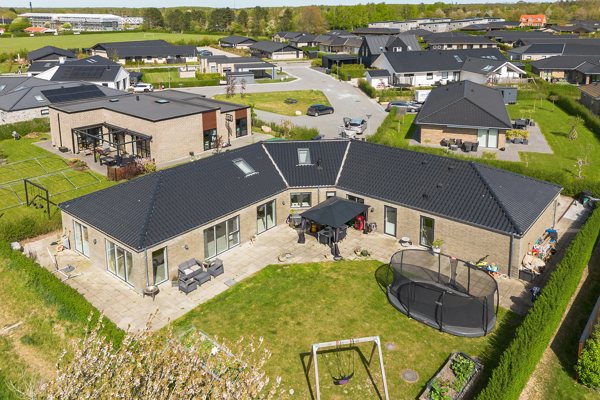 Ejendommen