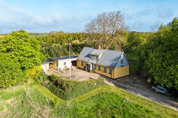 Ejendommen