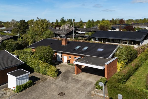 Ejendommen