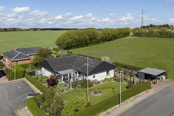 Ejendommen