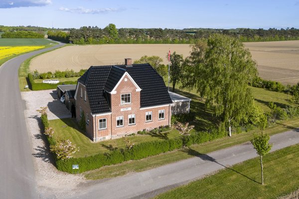 Ejendommen