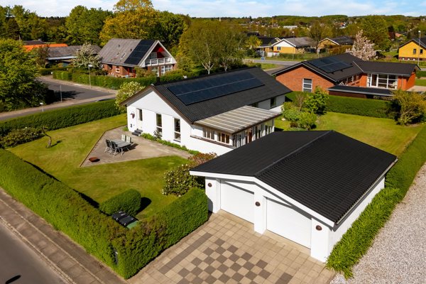 Ejendommen