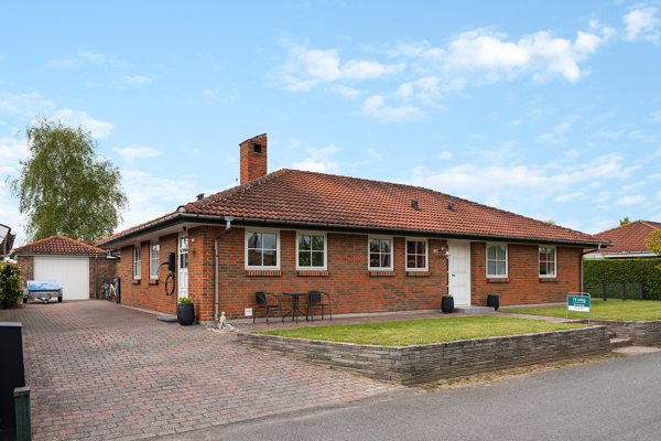 Ejendommen