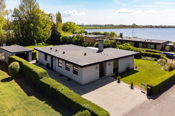 Ejendommen