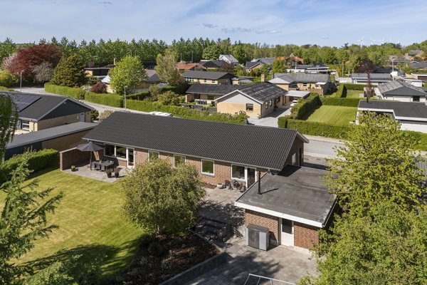 Ejendommen