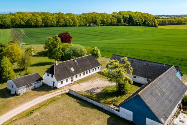 Ejendommen