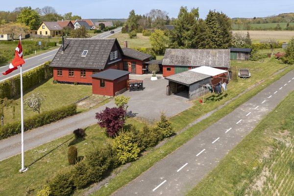 Ejendommen