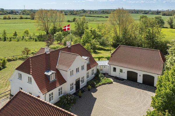 Ejendommen