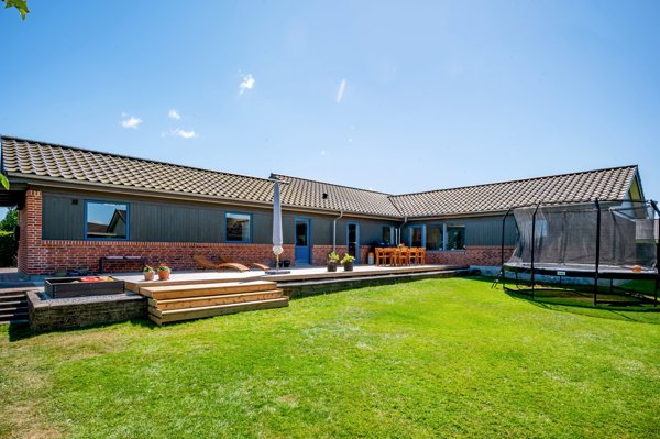 Ejendommen