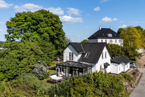 Ejendommen