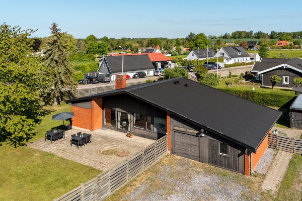 Ejendommen