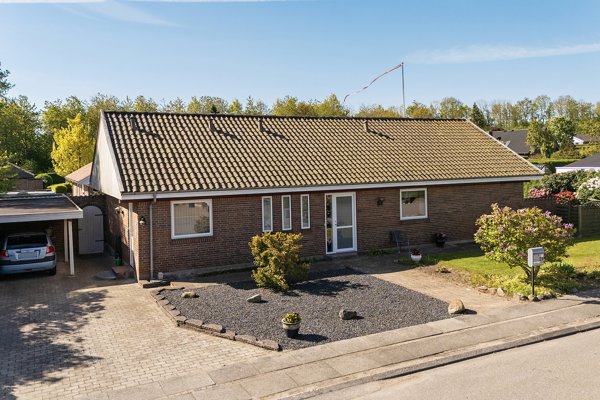 Ejendommen