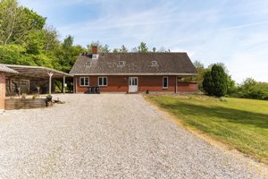 Ejendommen