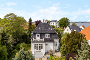Ejendommen