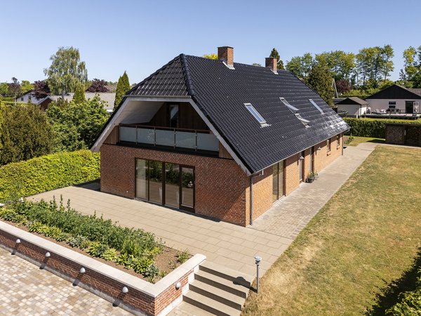 Ejendommen