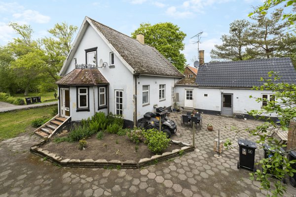 Ejendommen