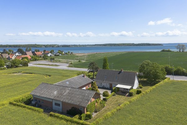 Ejendommen