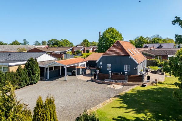 Ejendommen