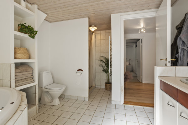 Badeværelse med spa