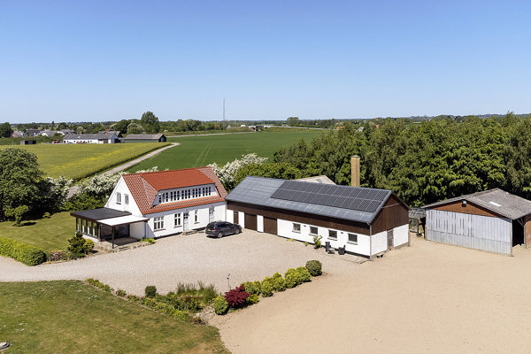 Ejendommen