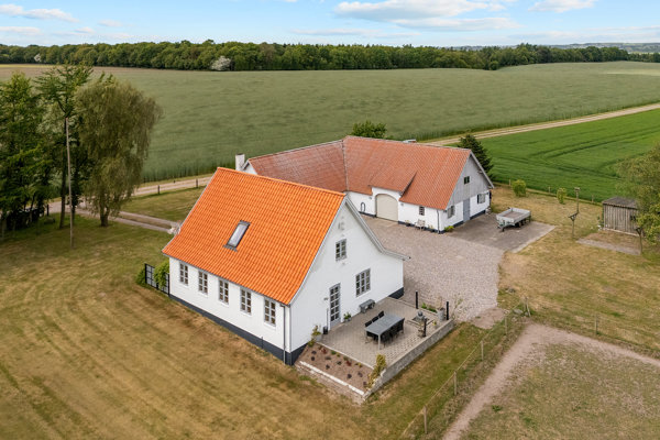 Ejendommen
