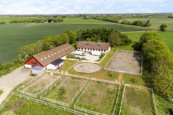 Ejendommen