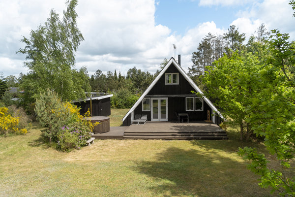 Ejendommen