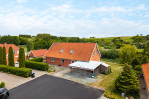 Ejendommen