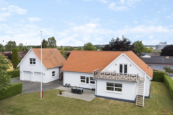 Ejendommen