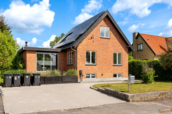 Ejendommen
