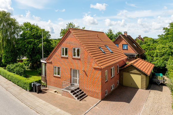 Ejendommen
