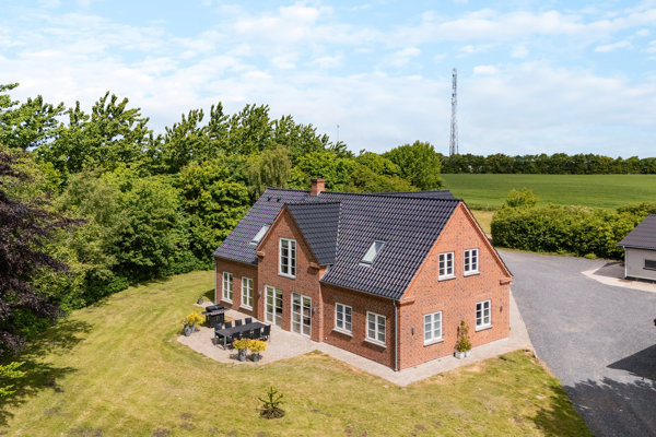 Ejendommen