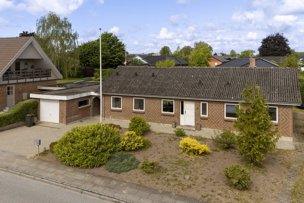 Ejendommen
