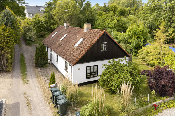 Ejendommen