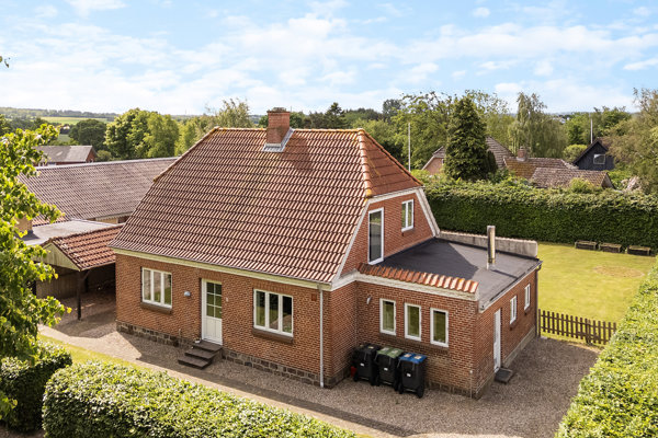 Ejendommen