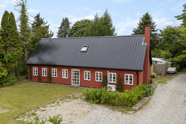 Ejendommen