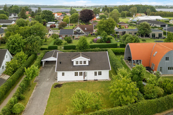 Ejendommen