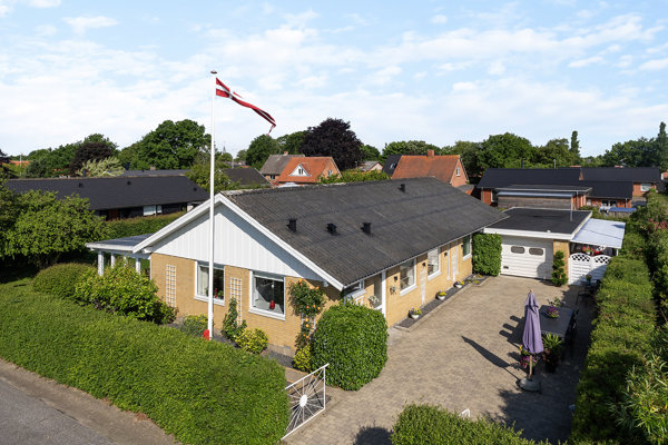 Ejendommen