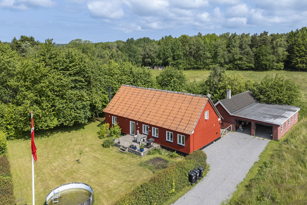 Ejendommen