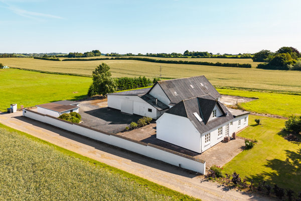 Ejendommen