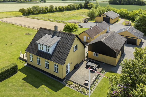 Ejendommen