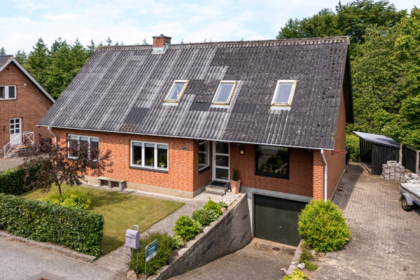 Ejendommen