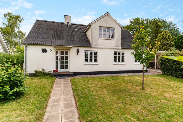 Ejendommen