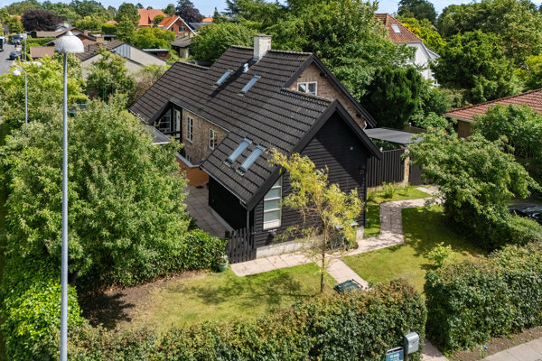 Ejendommen