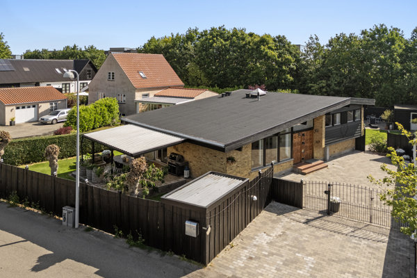 Ejendommen