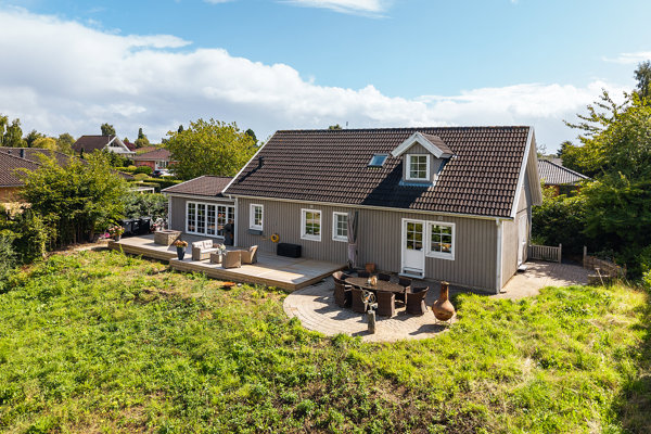 Ejendommen